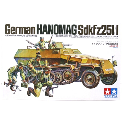 Tamiya 1/35 Hanomag Sdkfz251/1 WW2 German Military Model Kit