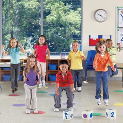 READY, SET, MOVE - CLASSROOM ACTIVITY SET