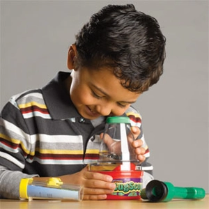 GEOSAFARI® JR BUG SCENE INVE..