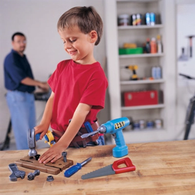 PRETEND & PLAY WORKBELT TOOL SET