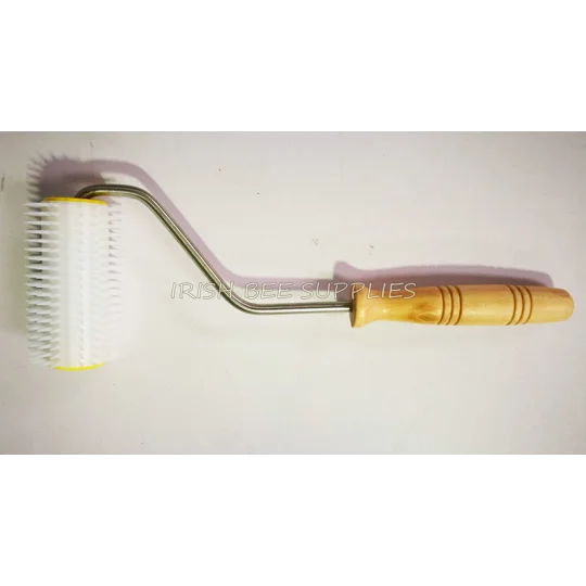 Uncapping Roller