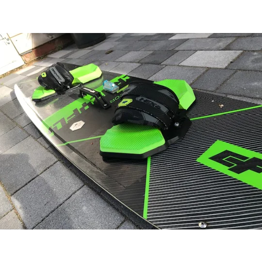 Twin tip kiteboard hire