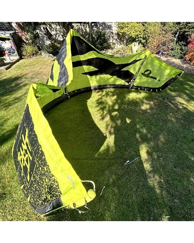 F-One Bandit 9m 2019 with bar