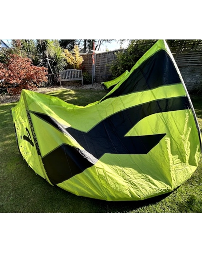 F-One Bandit 9m 2019 with bar