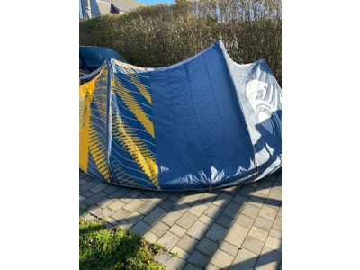 Cabrinha Switchblade 02s 2022 11m