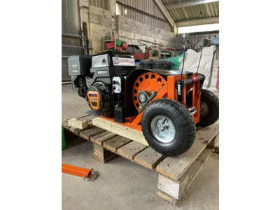 16HP Beast Orange Wake Winch