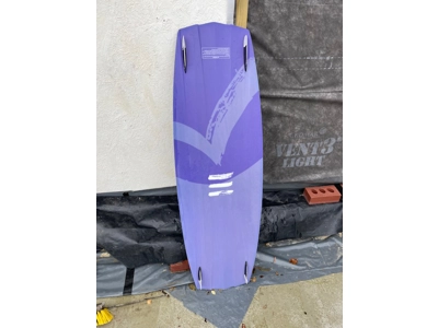 Liquid force Echo 137 used kiteboard