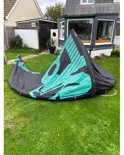 Liquid Force Solo 2020 12m kitesurfing kite