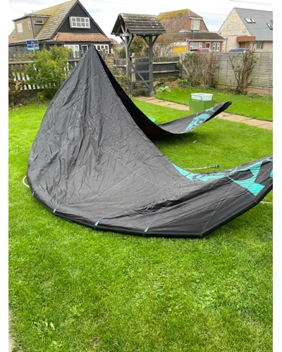 Liquid Force Solo 2020 12m kitesurfing kite