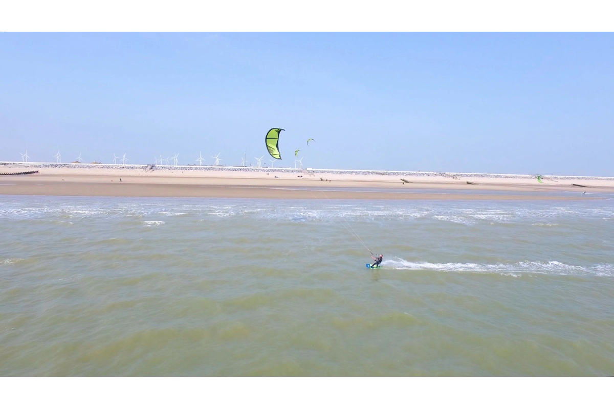 Book Kitesurfing Lessons with us!