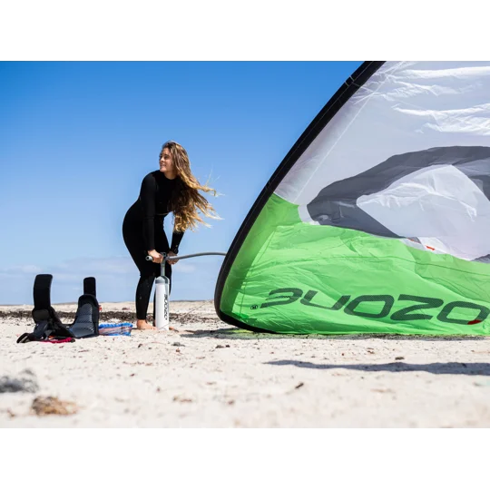 Ozone Alpha V2 Kitesurfing Kite