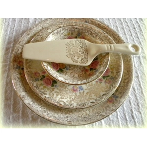 CrownFord Burslem 3 Tier Chintz Cake Tray