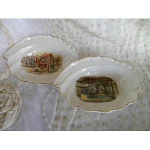 Sandland Staffordshire Candy Dish - Lancaster England