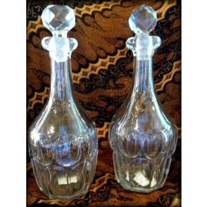 Crystal Pair of  Kings Crown / Thumb Print Pair of Wine De..