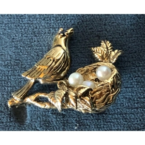 Franklin Mint Mother’s Day Brooch