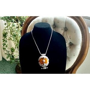 Amber Drop Pendant Necklace