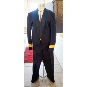 Royal Canadian Logistics Service Lieutenal-Colonel Uniform