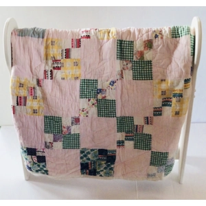 Handmade Irish Chain 4 Pocket Quilt