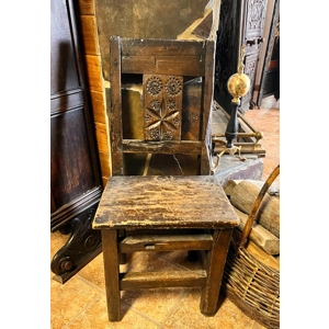 Spanish/Portuguese Chair