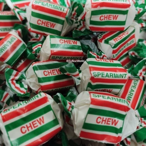 Real Candy Co Spearmint Chews - Mint Chew Sweets - White Chewy Mints