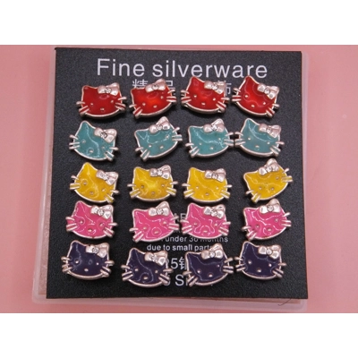 one pair of sterling silver earrings with cute cats face Hello Kitty