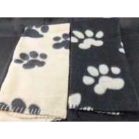 SMALL PAW PRINT BLANKET 60 x 50cm