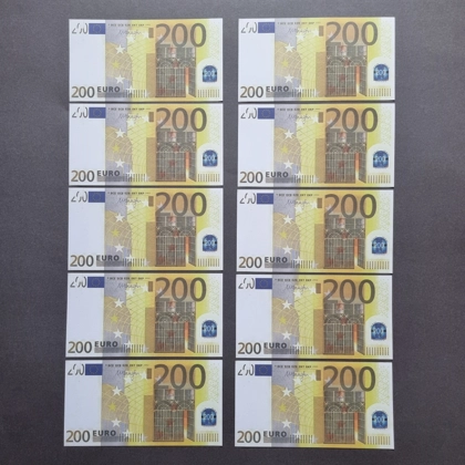 Movie banknotes 200 eur - 10 pieces (prop copy)