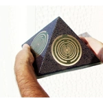 «Υγρό Πυρ» - Πανίσχυρη (giant) πυραμίδα μαύρης τουρμαλίνης με 5 MWOs!