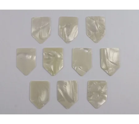 10 PENTAGON Plectrums ‘Bert Weedon’ style in 2 Colours & 3 Gauges