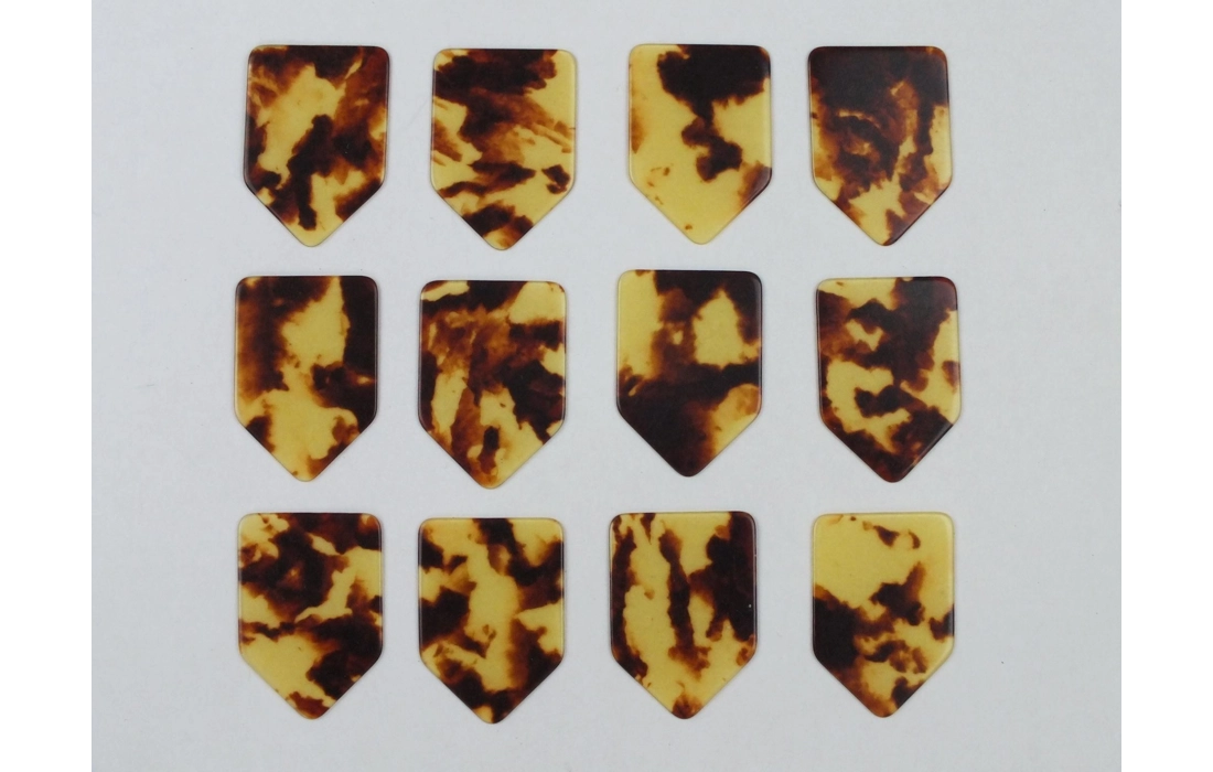 12 PENTAGON Plectrums ‘Bert Weedon’ style, 3 gauges, Thick, Medium & Thin