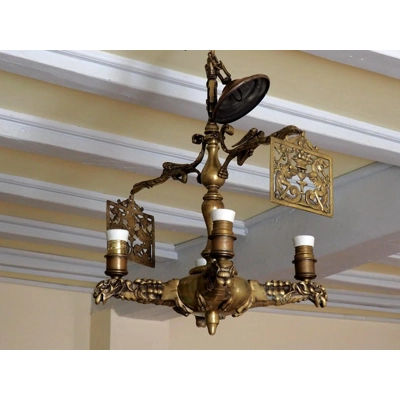 Gothic Spanish antique 4 branch Brass dragon chandelier early 1900s imposing and very substantial fo