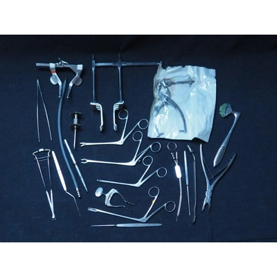 Large selection of vintage medical surgery tools 20 pieces Germany Great britain sweden etc stainles