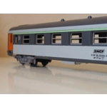 Jouef French Ho gauge 12v electric diesel locomotive and 2 passenger Coaches vintage
