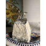 SIX vintage zoomorphic CHEESE LABELS made of silver-colored metal, in the original box, Silea, Franc