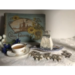 SIX vintage zoomorphic CHEESE LABELS made of silver-colored metal, in the original box, Silea, Franc