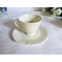 Nine charming vintage espres..