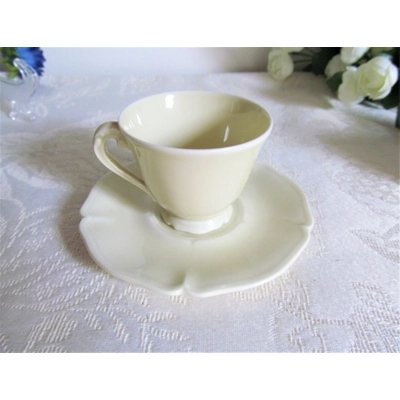 Nine charming vintage espresso pairs from the Limoges manufactory Malbec,Bonnet et Treillard France, 1950