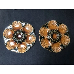 Two vintage glazed majolica ..