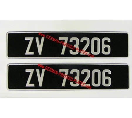 Vintage Pressed Plates Oblong X 2 Pair 70mm