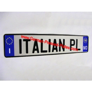 I Flag Italian Pressed Plates White x2