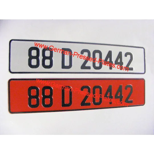 Vintage Pressed Plates Oblong X 2 Pair 70mm