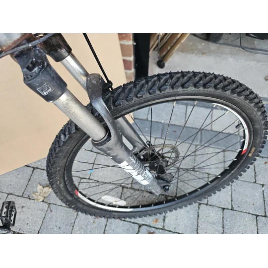 Carrera Vengeance Hardtail Bike. 20 inch Frame. 26 Inch Wheels. Reconditioned.