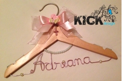 Hanger - Personalized / Cintre personnalisé