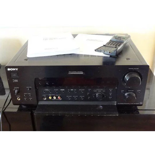 Sony FM Stereo/FM-AM Receiver STR-DB930 with remote