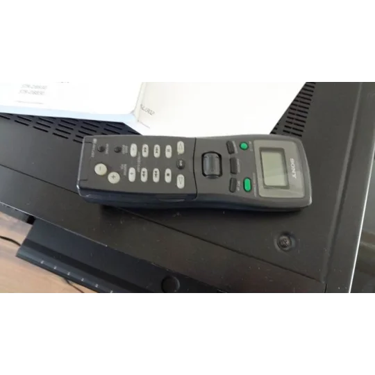 Sony FM Stereo/FM-AM Receiver STR-DB930 with remote