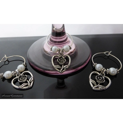 10 Rose Hearts Wine Glass Charms title=
