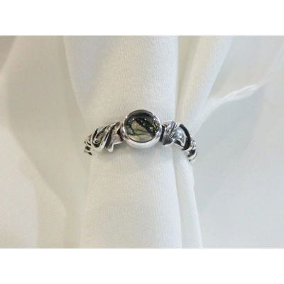 Ivy Leaf Ring title=