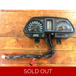 1981-82 Kawasaki GPZ550 Z550GP Instrument Panel Gauge Cluster