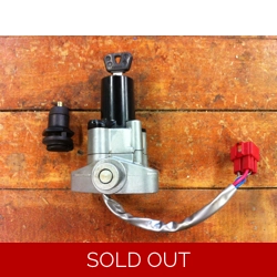 2004-07 Yamaha XVS1100 V-Star Ignition Switch & Side Cover Lock with Key