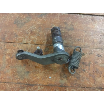 1981-83 Yamaha XV750 XV920 Virago Rear Brake Shaft and Spring 90506-26178-00 4X7-27212-00-00